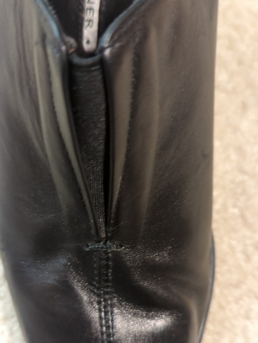 Donald J Pliner Short Boots - Picture 5 of 6